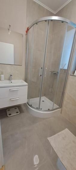 Casă individuală cu 4 camere cu Canalizare în Miroslava