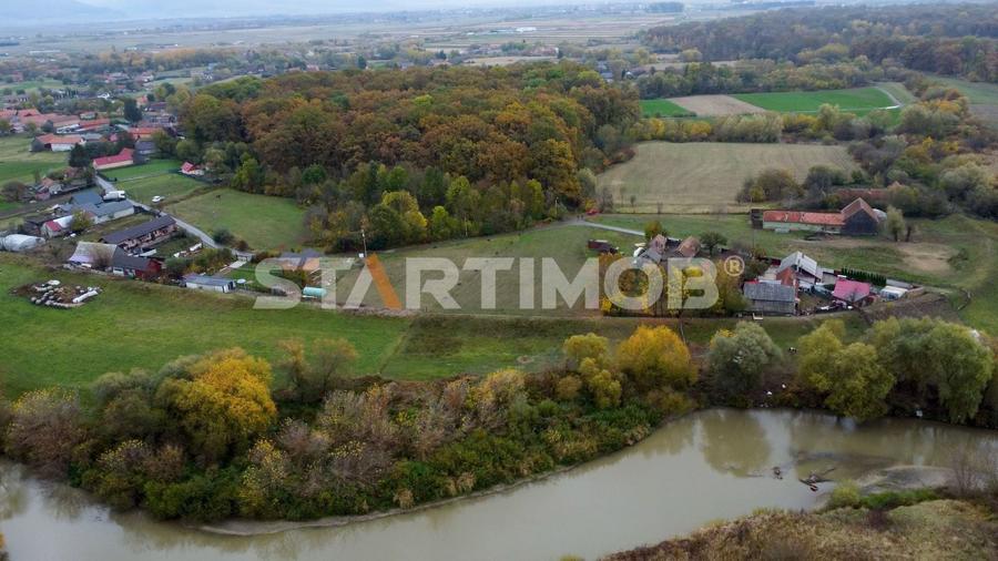 Teren Construcții intravilan de 3550 mp, în Lunca Calnicului