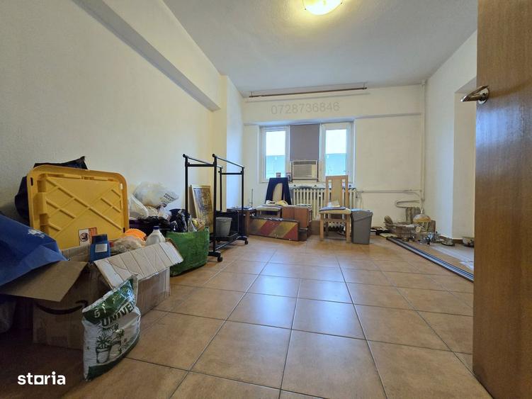 Apartament cu 5 camere în Centrul Civic