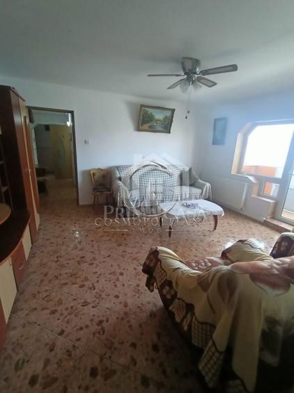 Apartament cu 3 camere în Pod