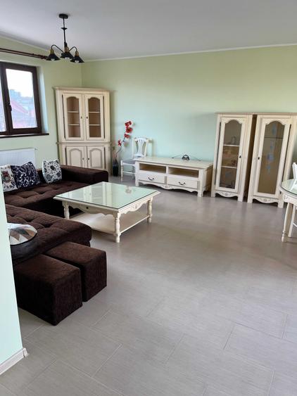 Casă cu 4 camere în Dacia
