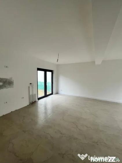 Casă cu 4 camere cu Teren 200 Mp în Central