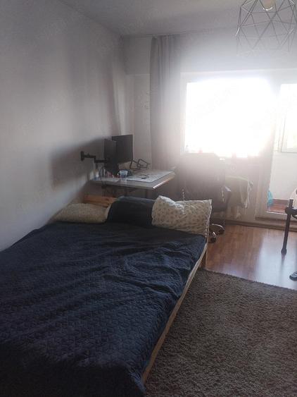 Apartament cu 3 camere decomandat în Aurel Vlaicu