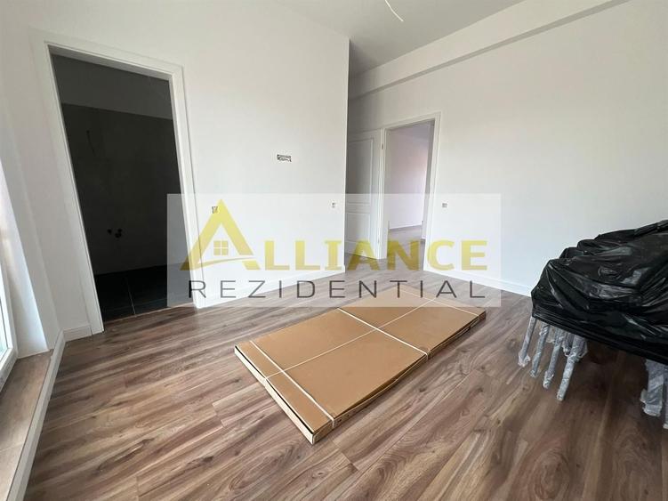 Casă individuală cu 4 camere decomandat cu Canalizare în Berceni