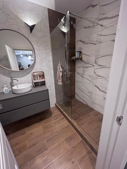 Apartament cu 2 camere decomandat în Exterior Vest