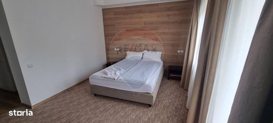 Spațiu comercial, de 860 mp, în Central
