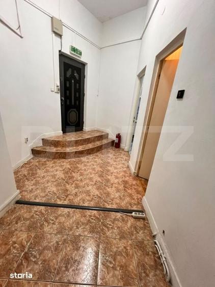 Spațiu comercial, de 231 mp, în Central