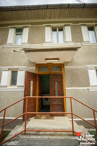 Casă individuală cu 7 camere cu Teren 200 Mp în Baia de Arieș