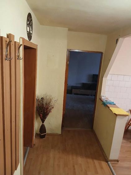 Apartament cu 4 camere decomandat în Steaua