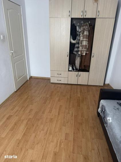 Casă cu 6 camere cu Teren 404 Mp în Buna Vestire