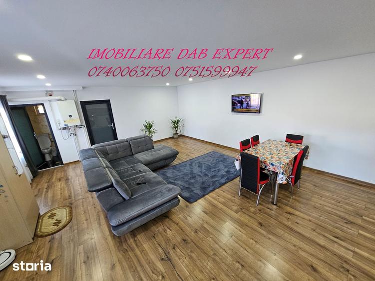 Casă cu 5 camere cu Teren 370 Mp în Port