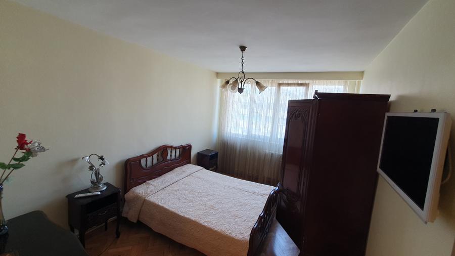 Apartament cu 2 camere semidecomandat, mobilat în Drumul Taberei
