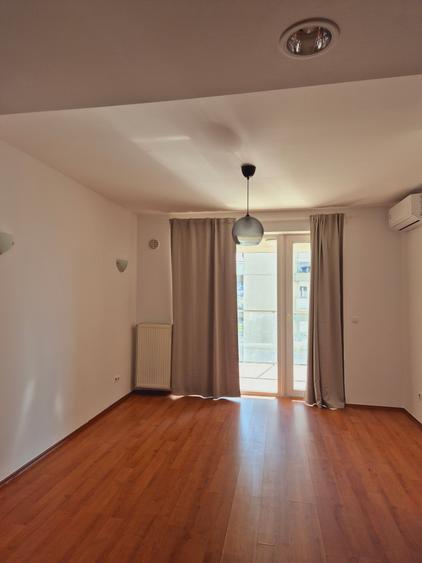 Apartament cu 2 camere semidecomandat, mobilat în Colentina