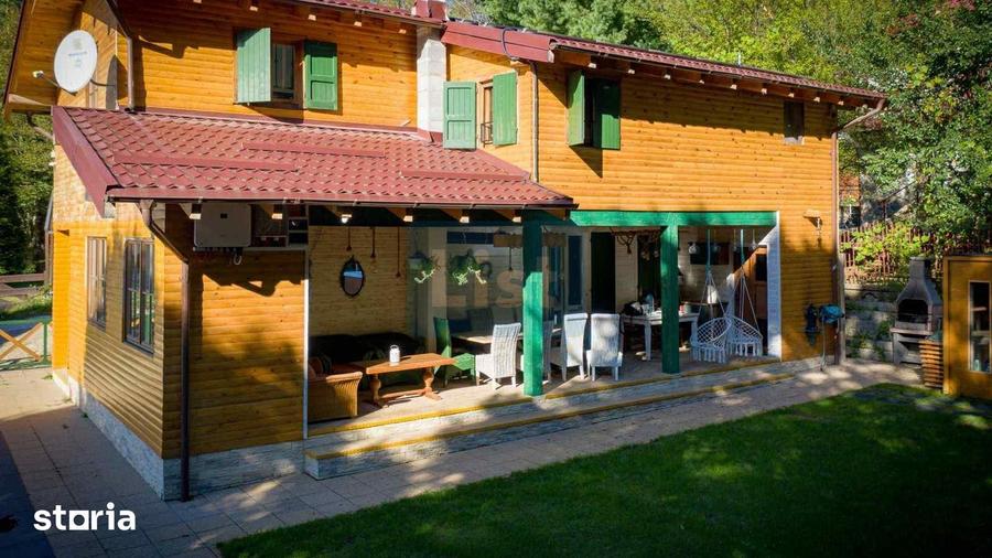 Casă cu 5 camere cu Teren 418 Mp în Văliug