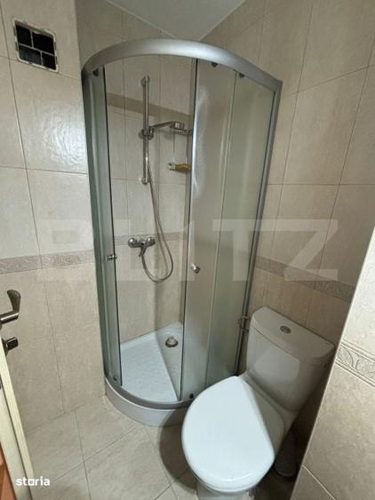 Apartament cu 4 camere în Independenței