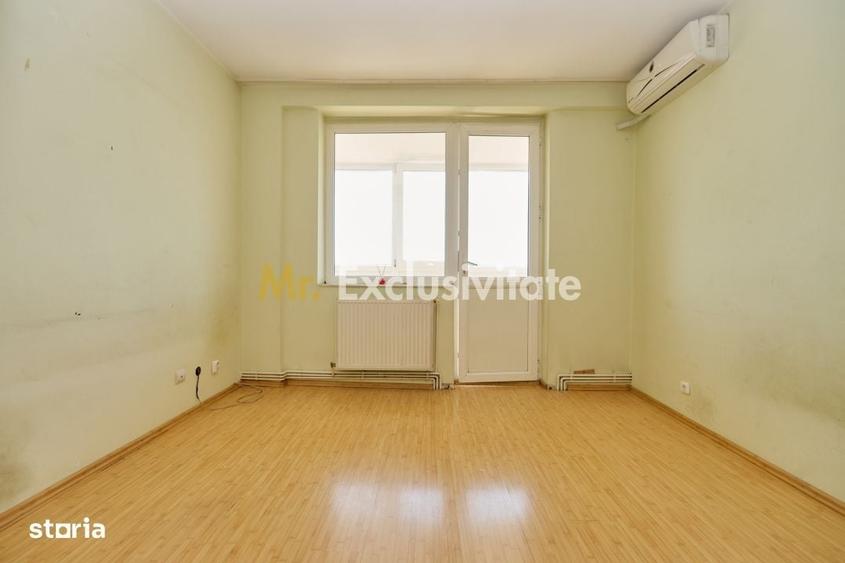 Apartament cu 4 camere decomandat în Craiovei