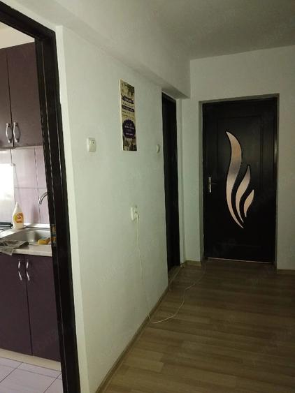 Apartament cu 2 camere decomandat în Mărăței