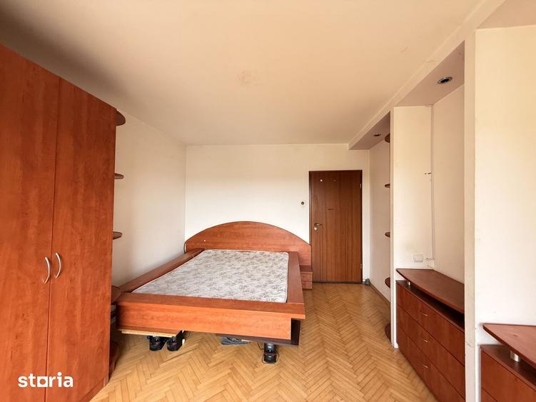 Apartament cu 3 camere decomandat în Elisabetin