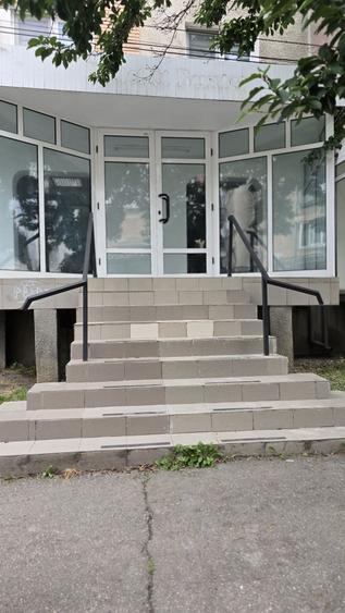 Spațiu comercial, de 80 mp, în Decebal