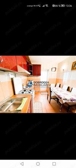 Apartament cu 2 camere decomandat în E3