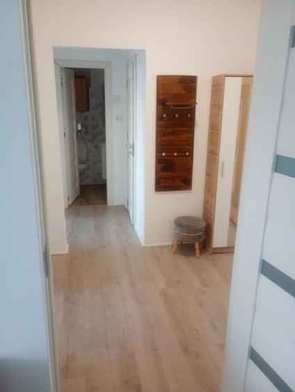 Inchiriez apartament 2 camere - 5