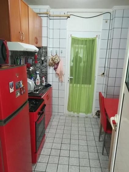 Vand apartament doua camere - 4