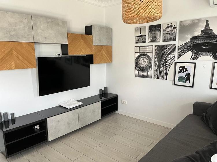 Apartament cu 2 camere decomandat, mobilat în 13 Septembrie