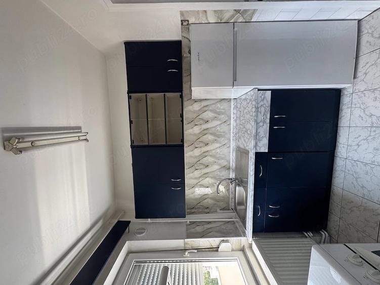 Apartament cu 3 camere decomandat în Podgoria