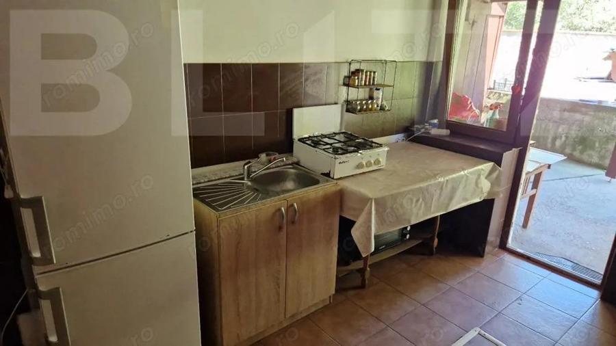 Casă cu 4 camere cu Teren 3166 Mp în Bejan