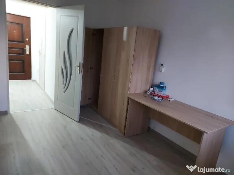 Garsonieră decomandată în Artego