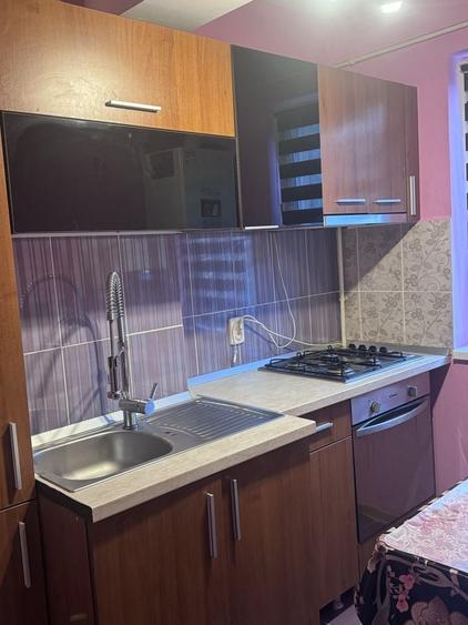 Apartament cu 2 camere decomandat în Craiovei