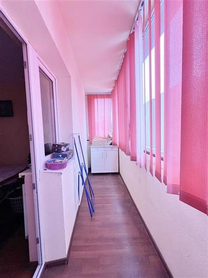 Apartament cu 4 camere decomandat, mobilat în Răcădău
