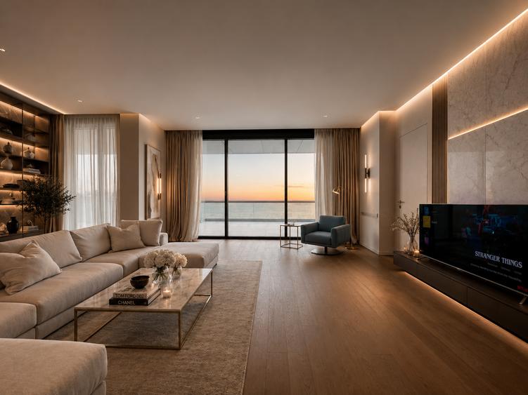 4 camere lux, One Mamaia terasă de 100 mp și vedere frontală - 1