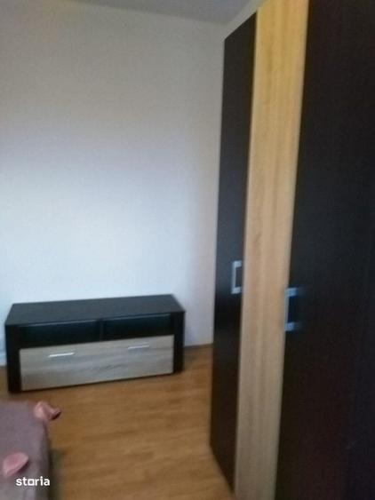 Apartament cu 3 camere decomandat în Zorilor