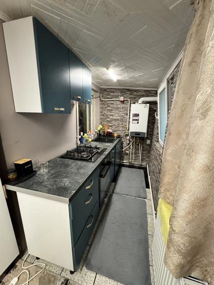 Apartament cu 3 camere decomandat, mobilat în Gării