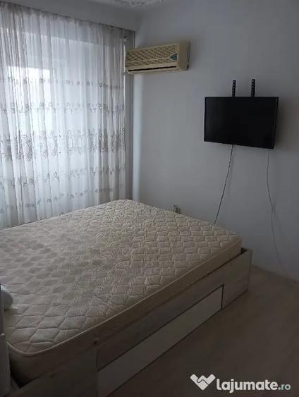 Apartament cu 2 camere decomandat în Basarabia