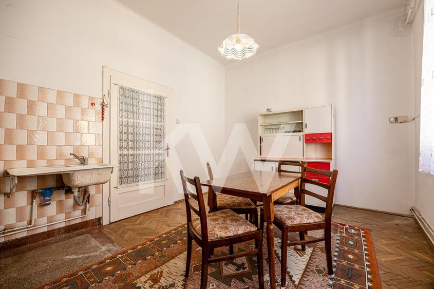 Apartament cu 2 camere nedecomandat, mobilat în Centrul Istoric