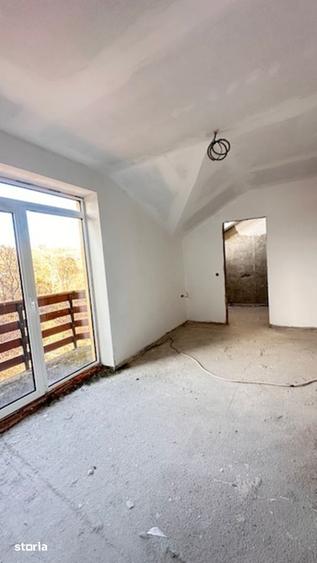 Casă cu 4 camere cu Teren 70 Mp în Depozitelor