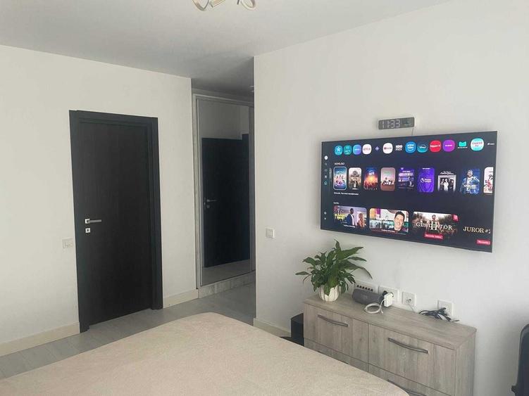 Apartament cu 3 camere decomandat în Aviației