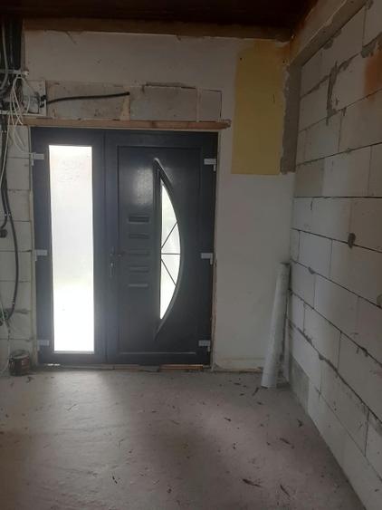 Casă individuală cu 4 camere cu Teren 350 Mp în Jebel