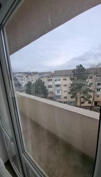 Apartament cu 2 camere decomandat în Burdujeni