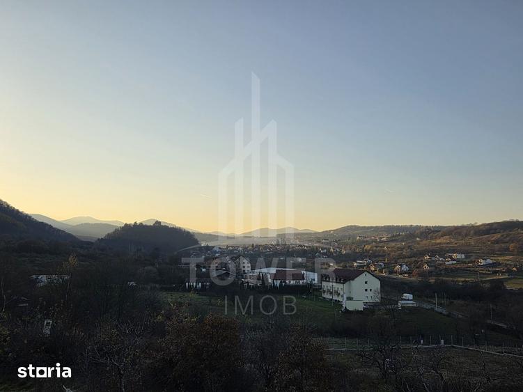 Casă cu 5 camere cu Teren 561 Mp în Central