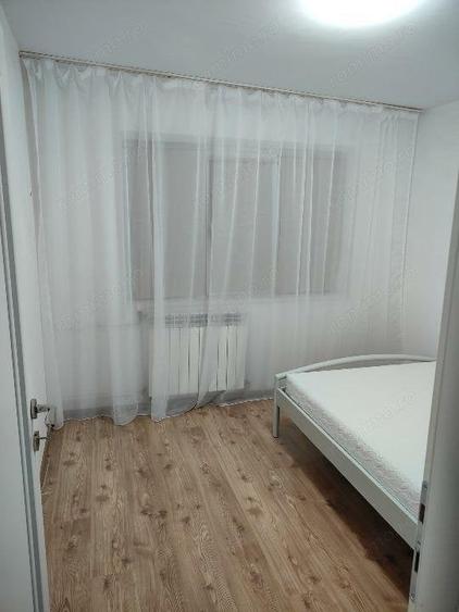 Apartament cu 3 camere semidecomandat în Șagului