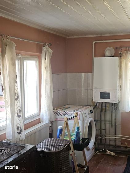 Casă cu 3 camere cu Teren 1000 Mp în Lunca Cetățuii