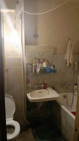 Apartament cu 2 camere decomandat în Ozana