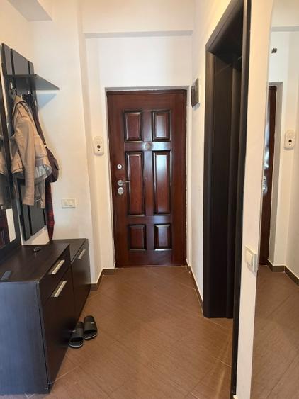 Apartament cu 2 camere decomandat, mobilat în Militari