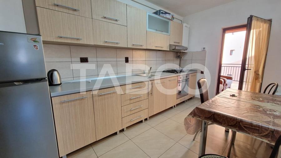 Apartament cu 2 camere decomandat, mobilat în Șelimbăr