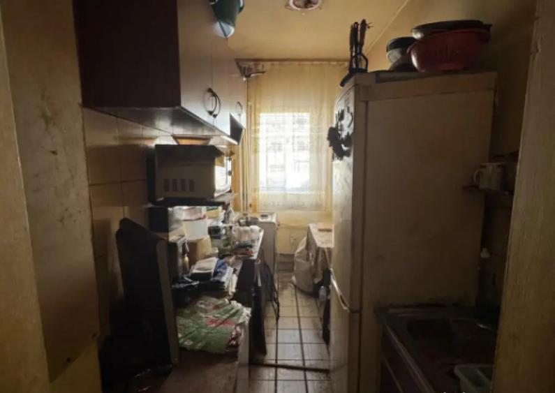 Garsonieră decomandată, mobilată în Craiovița Nouă