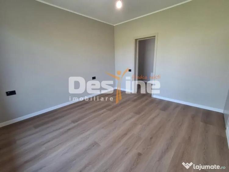 Casă cu 4 camere cu Teren 394 Mp în Miroslava