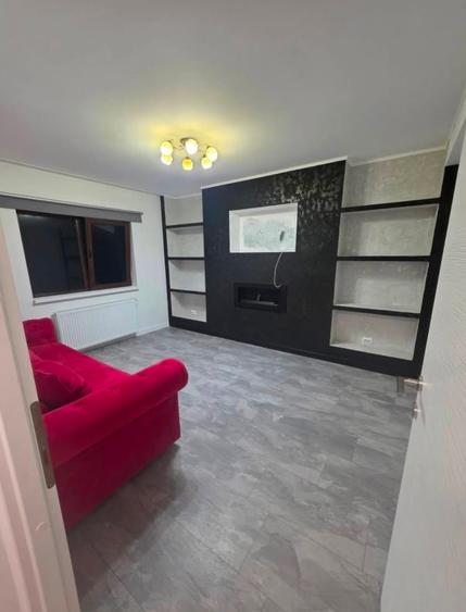 Apartament cu 2 camere decomandat în Galata